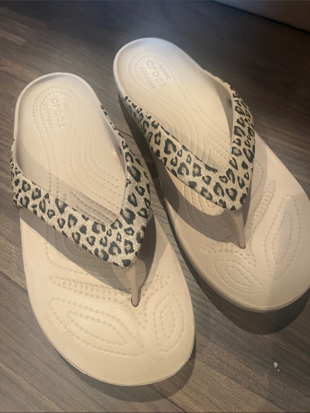 CROCS Women's Cream Flip Flop with Leopard-Print Straps